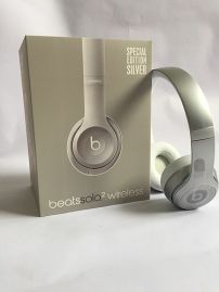 Picture of Beatssolo2 Wireless Wireless Bluetooth Local Silver _SKU27224450050127